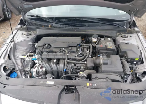 2025 Hyundai Elantra Limited z USA, uszkodzony, nr VIN KMHLP4DG6SU994099